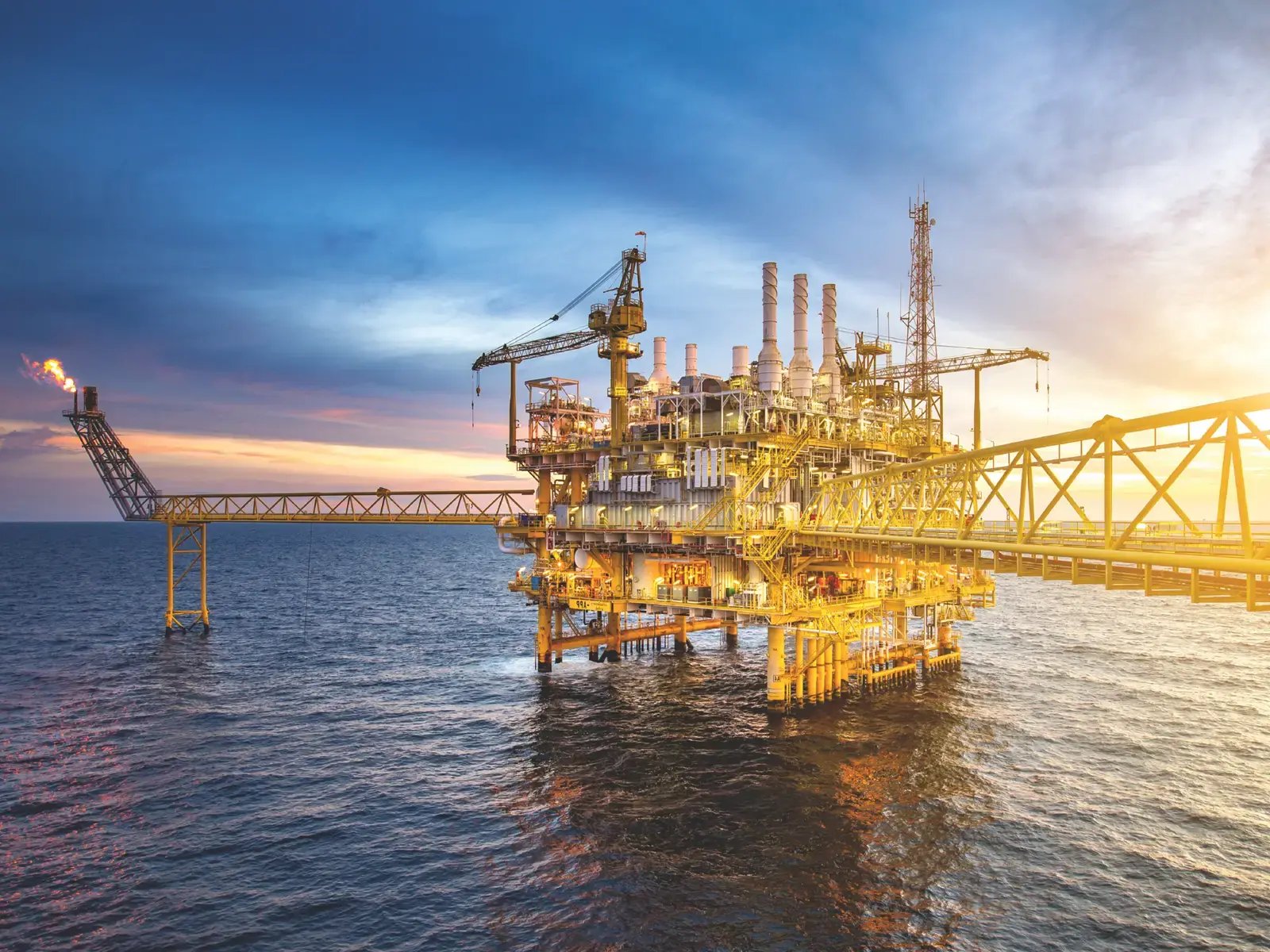 Maritime oil & gas facility